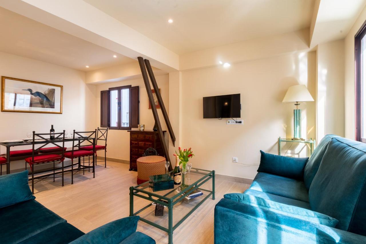 Villa Holi-Rent Pimienta à Séville Extérieur photo